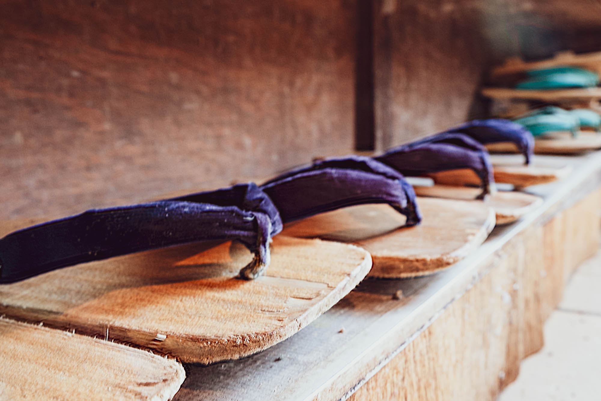 sandales de bois ainokura