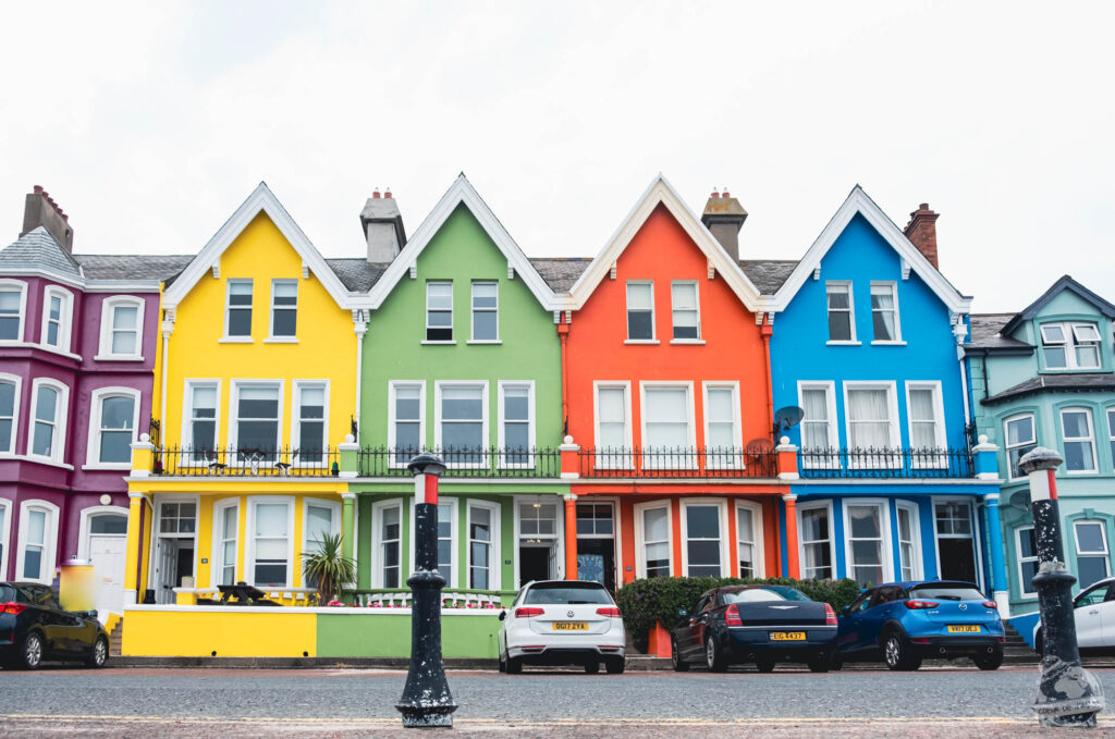 Maisons colorées à Carrickfergus